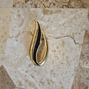 Monet Twist Bar Brooch Pin Enamel Gold Tone Swirl Signed Vintage